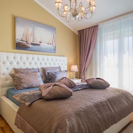 Apartment Tikvarin, Kastel Kambelovac Kaštela Esterno foto
