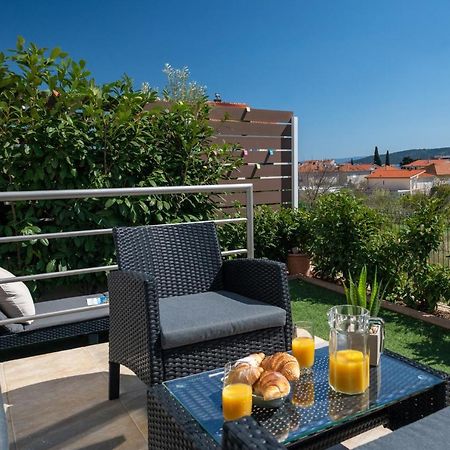 Apartment Tikvarin, Kastel Kambelovac Kaštela Esterno foto