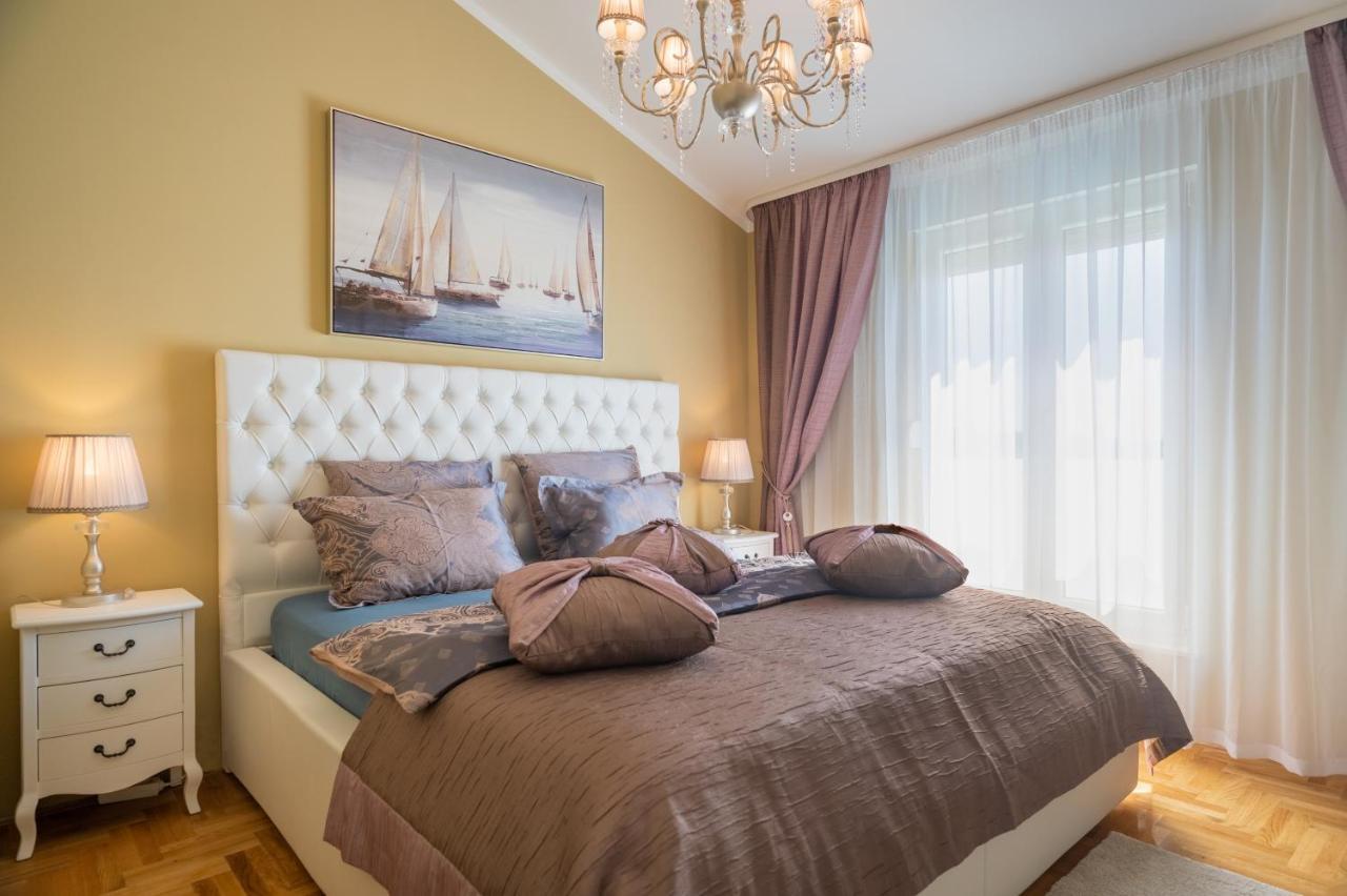 Apartment Tikvarin, Kastel Kambelovac Kaštela Esterno foto