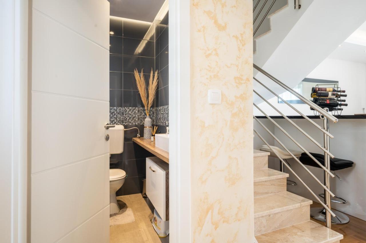Apartment Tikvarin, Kastel Kambelovac Kaštela Esterno foto