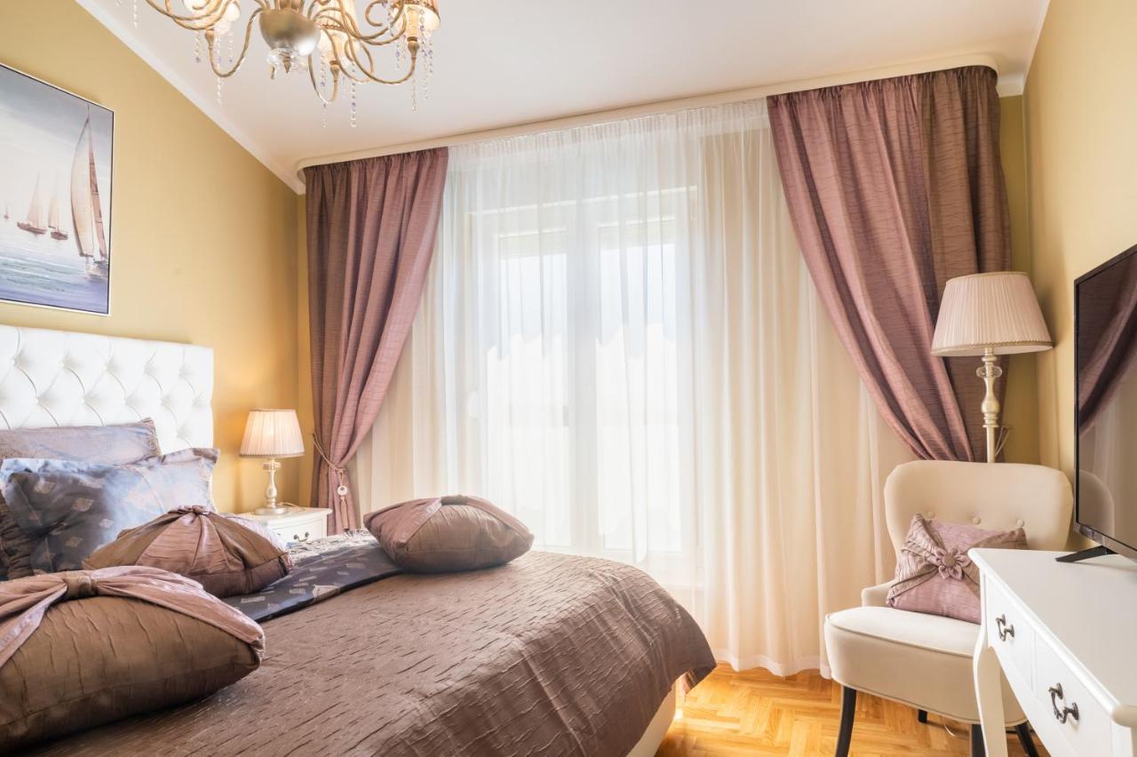 Apartment Tikvarin, Kastel Kambelovac Kaštela Esterno foto