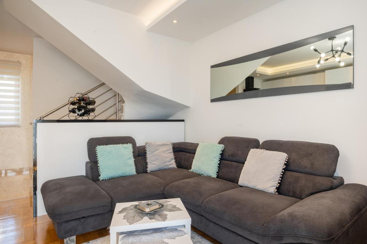 Apartment Tikvarin, Kastel Kambelovac Kaštela Esterno foto