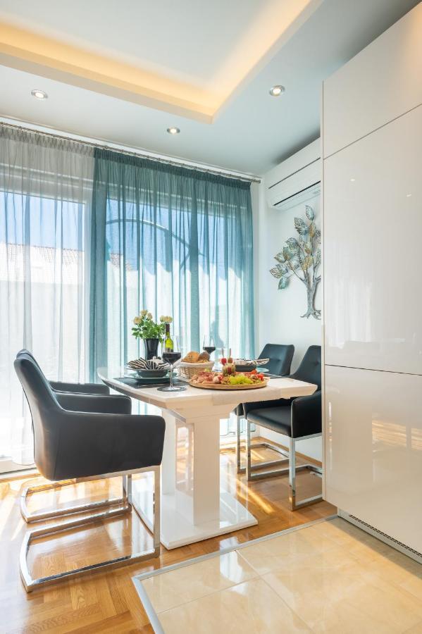 Apartment Tikvarin, Kastel Kambelovac Kaštela Esterno foto