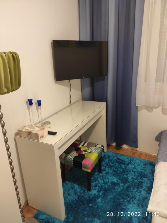 Apartment Tikvarin, Kastel Kambelovac Kaštela Esterno foto
